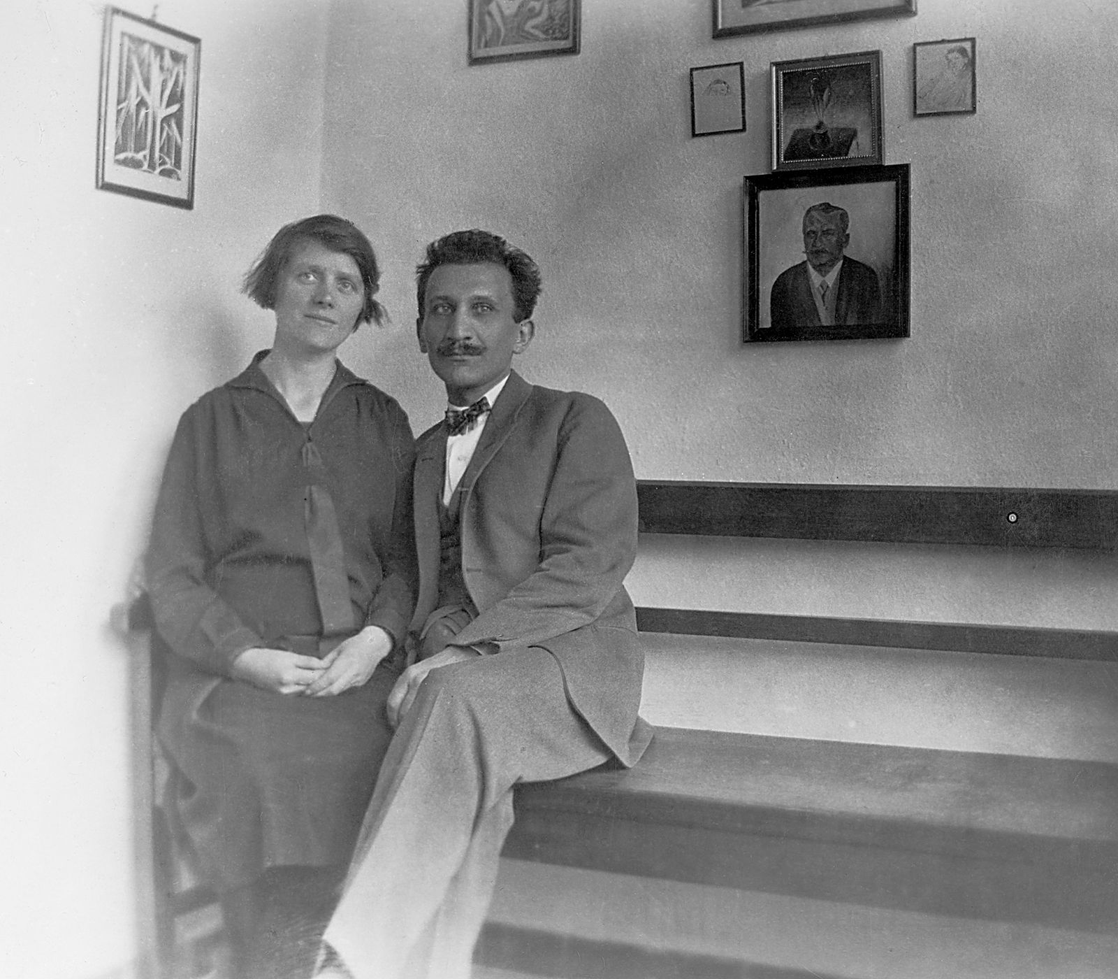 5. Jan i Antonina Spychalscy w pracowni, 1928 / Jan and Antonina Spychalski in the studio 5. Jan i Antonina Spychalscy w pracowni, 1928 / Jan and Antonina Spychalski in the studio